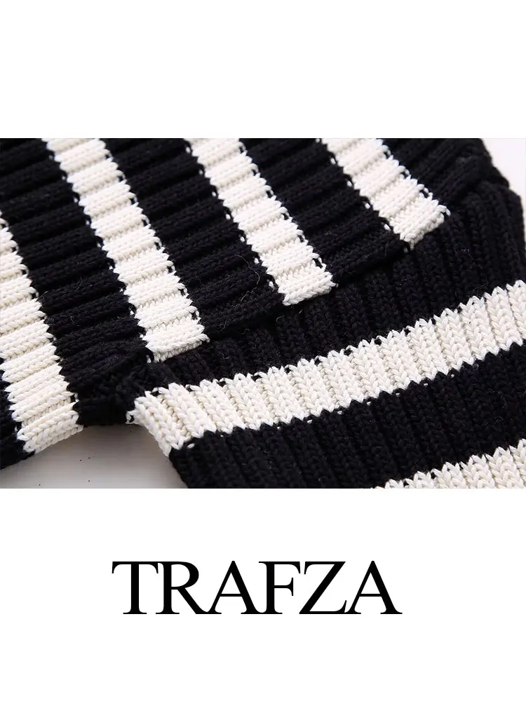 TRAFZA Пролетта Нов дамски Моден Кратък пуловер с висока яка в черно-бяла лента и дълги ръкави Модерен Универсален Пуловер Изображение 5