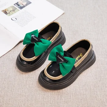 Детски кожени обувки в корейски стил за момичета, универсален, с нос в дебела подметка, 2023, Новата пролетно ежедневна детска мода обувки без закопчалка