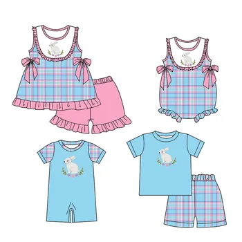 Нова мода Великден дрехи за момчета и момичета, костюм с къси ръкави от синьо и розово каре плат с принтом заек