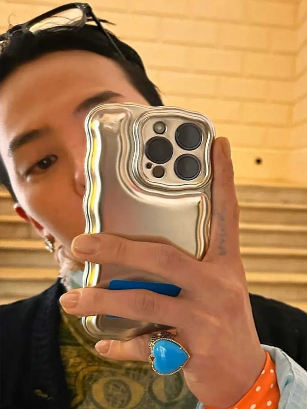 Мек Калъф G-Dragon GD В Същия Стил С неправилен Английски Покритие За iPhone 15 13 12 11 14 Pro X XR XS MAX Plus + Калъф С Вълнообразен Кант Изображение 0
